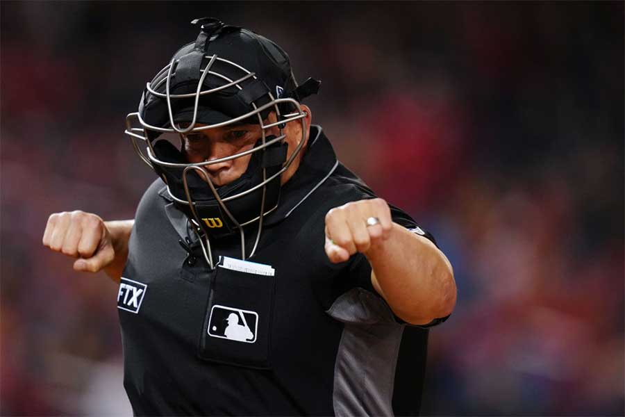MLB 自動ボール・ストライク判定システム