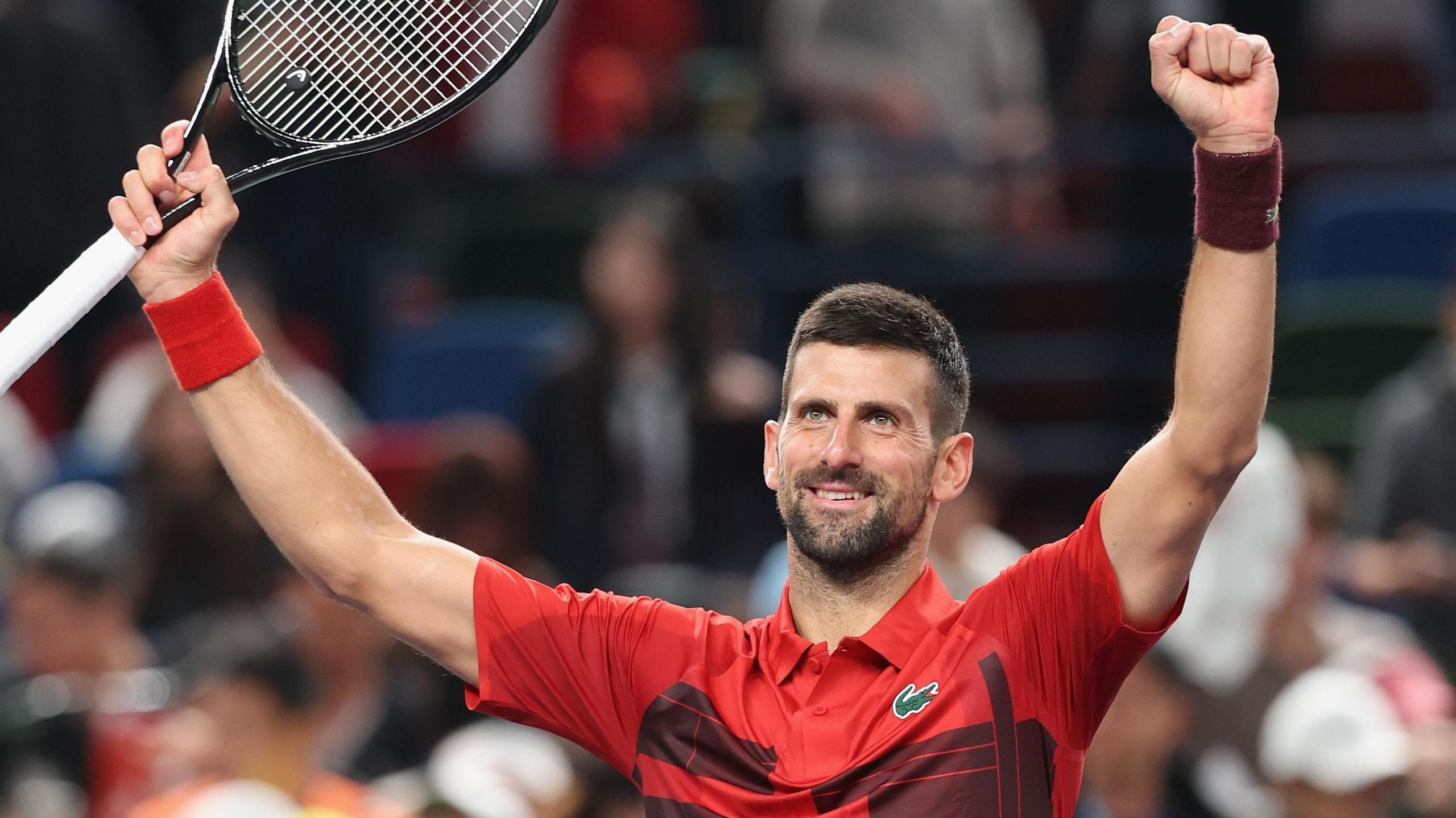 Shanghai Masters: Novak Djokovic, Jannik Sinner, Carlos Alcaraz through to quarter-finals - BBC Sport