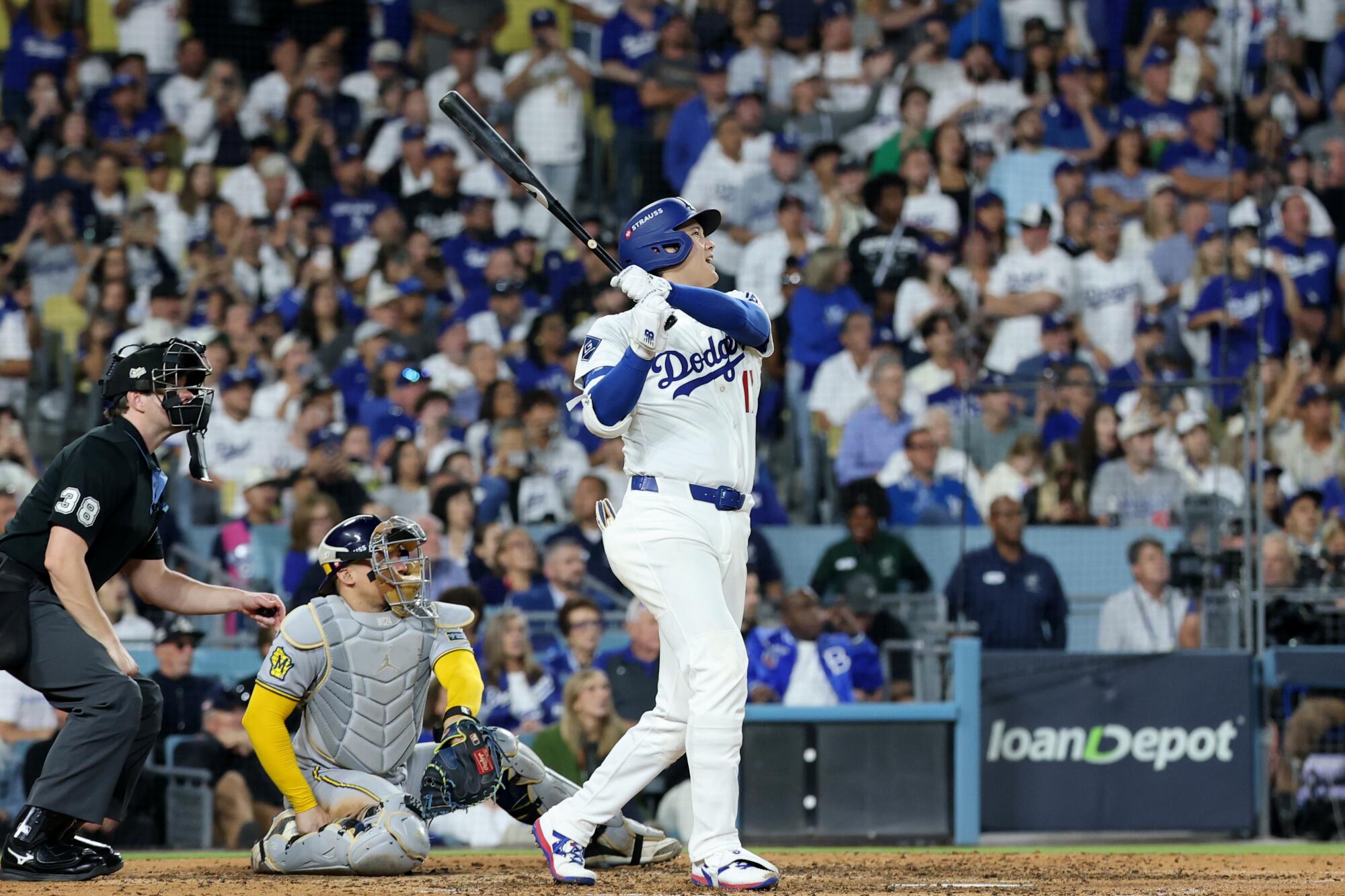 Ohhhhhtani!' Immortal Shohei Ohtani blasts Dodgers to the World Series - Los  Angeles Times