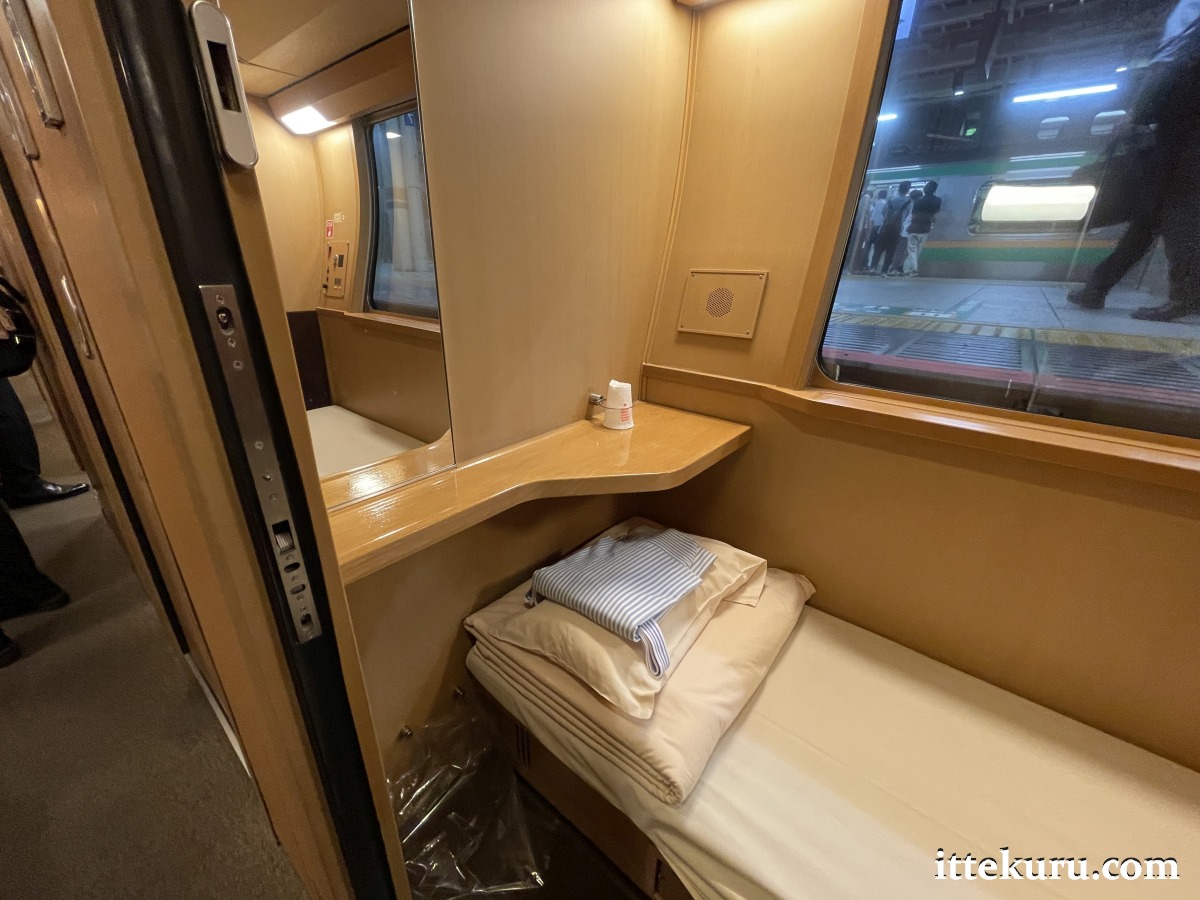 サンライズ出雲・瀬戸のソロベッド内部