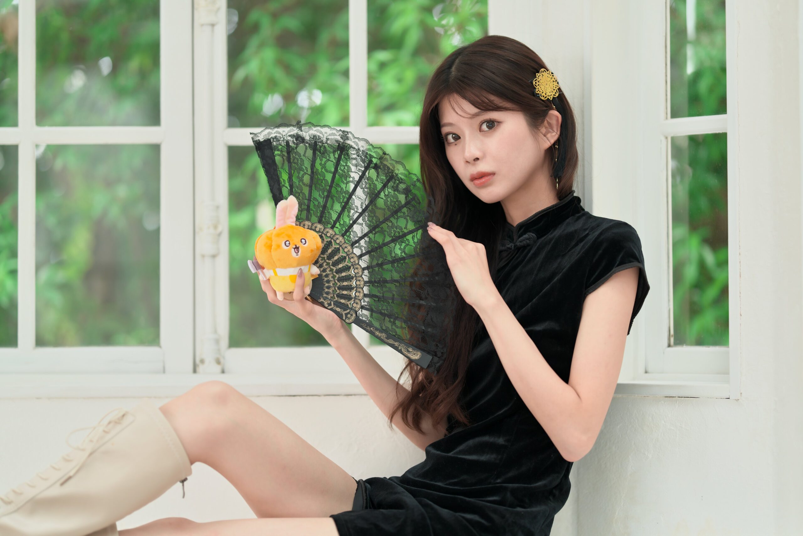 出典: X (Twitter)公式投稿, CC BY-SA; バックアップ: https://web.archive.org/web/*/https://x.com/mcts191/status/1977491963546144908 永江りりさんのポートレート