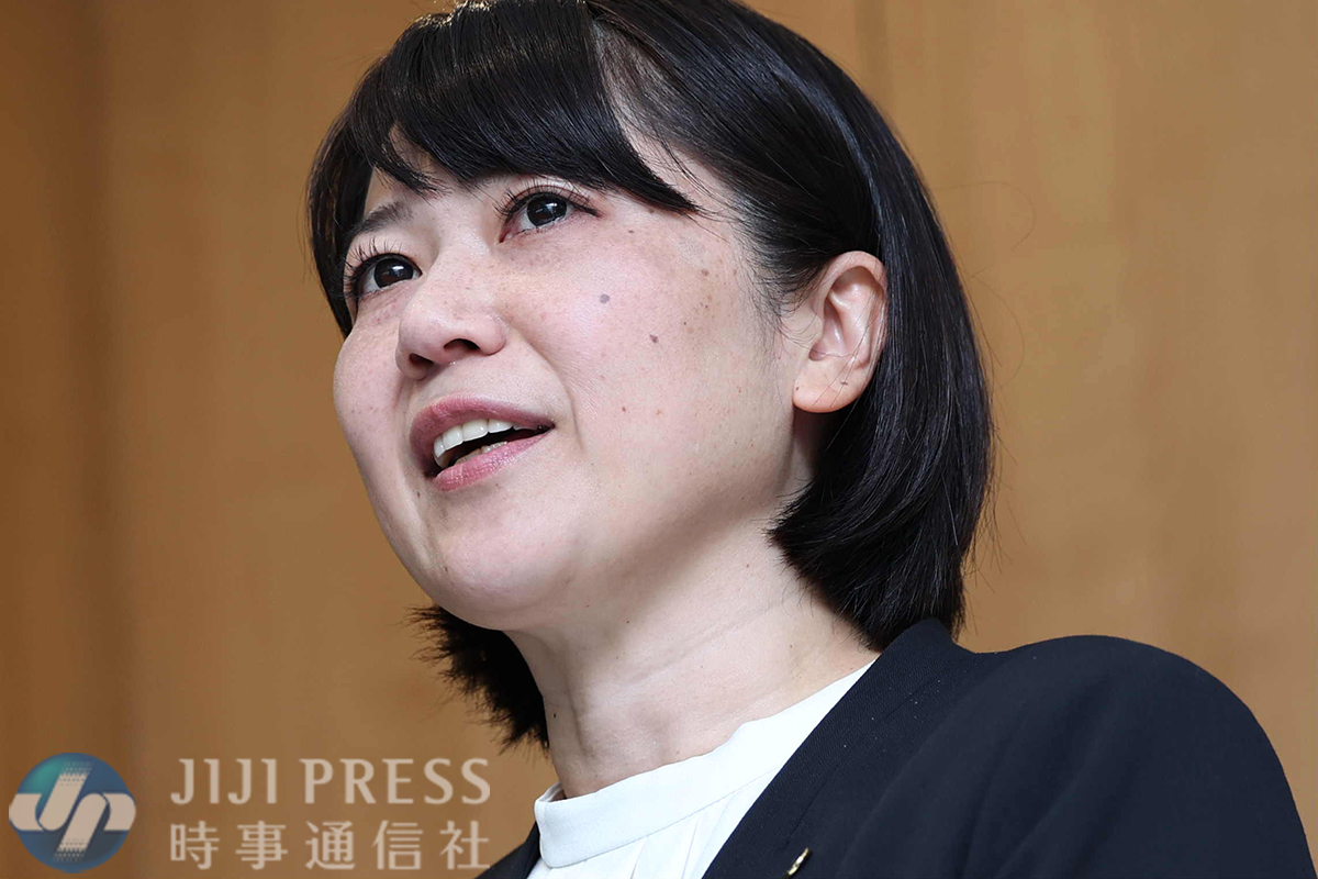 小川晶市長の辞職会見風景