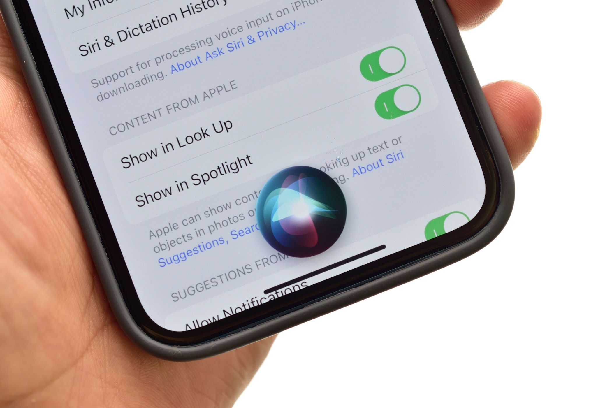 How to Change Siri's Voice on Your iPhone, iPad, or Mac