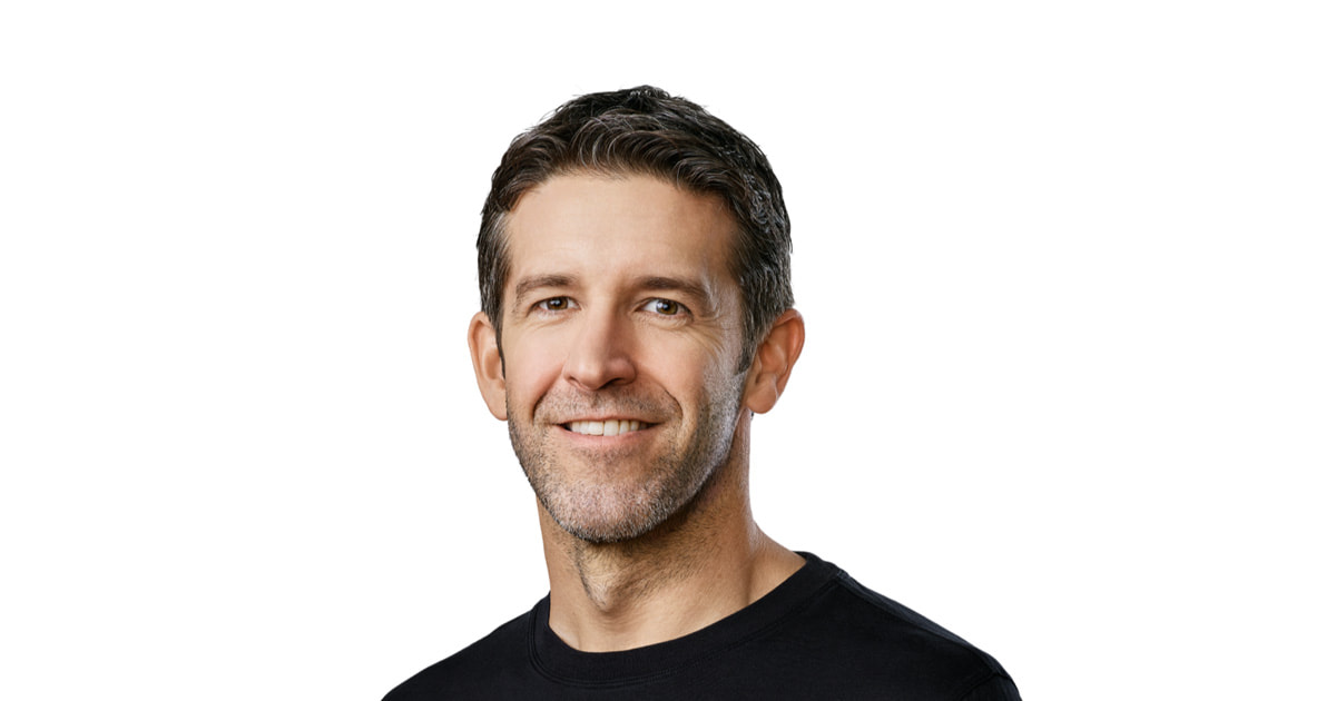 出典: Apple公式サイト, ライセンス: 公的利用可 ジョン・ターナス氏の公式ポートレート