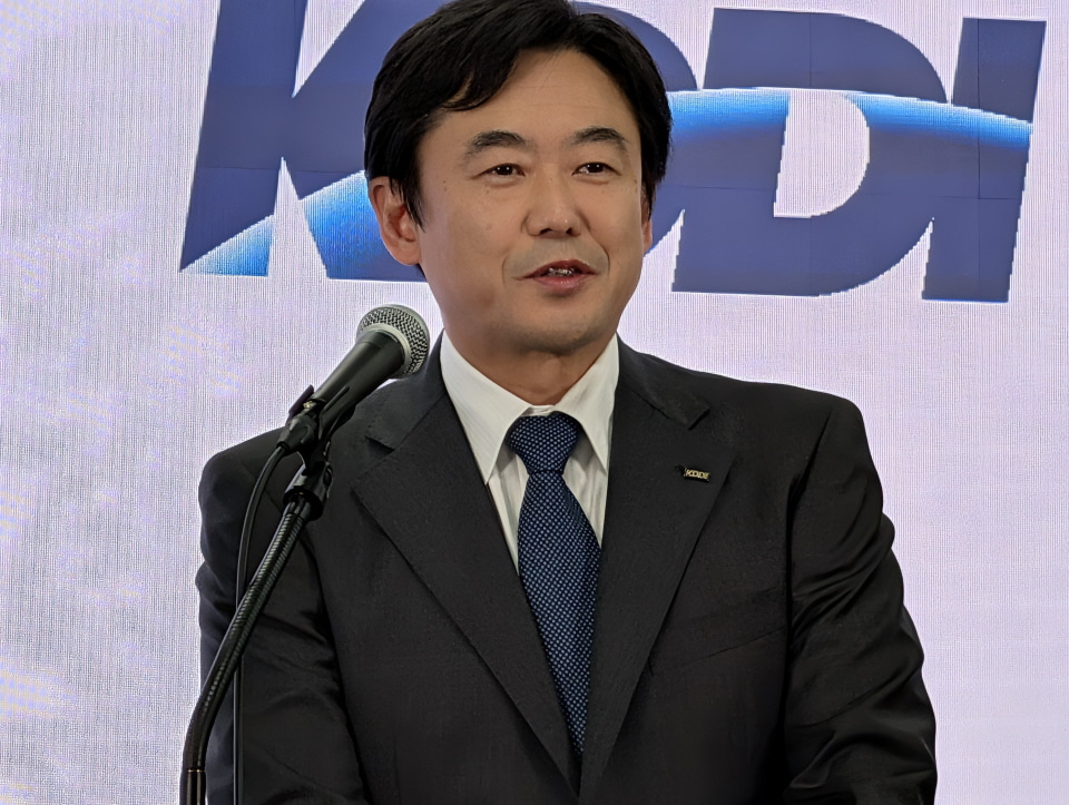 KDDIの25年度2Qは増収増益、「UQ→au」の移行が逆転 松田社長「好循環 ...